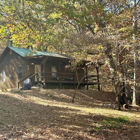 Cedar Creek Cabins #1 - Giant Spa Tub, Large Wooded Porch, Full Kitchen, 1 Bedroom Eureka Springs Εξωτερικό φωτογραφία