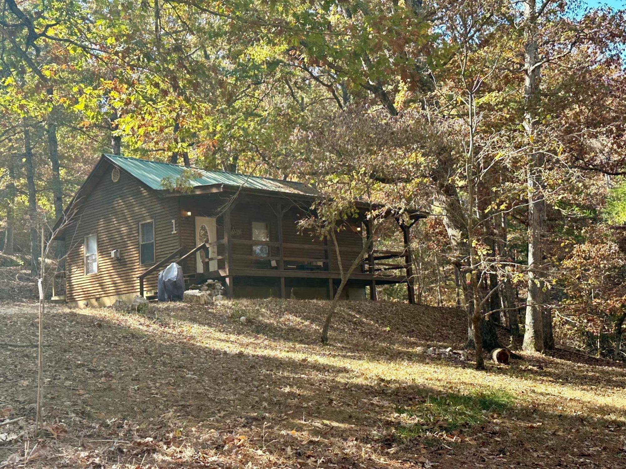 Cedar Creek Cabins #1 - Giant Spa Tub, Large Wooded Porch, Full Kitchen, 1 Bedroom Eureka Springs Εξωτερικό φωτογραφία